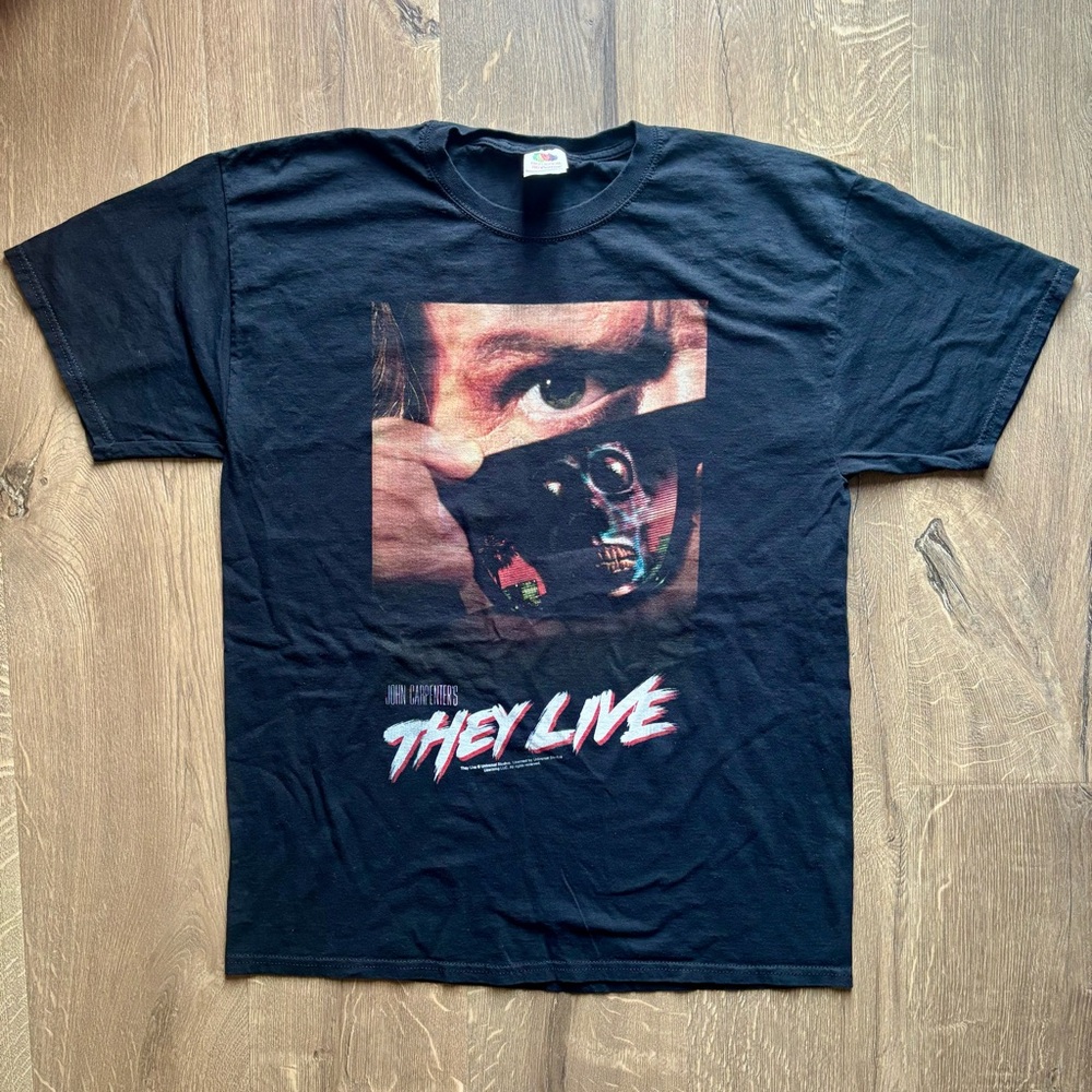 Cult Horror John Carpenters They Live Men’s Black LG TShirt
